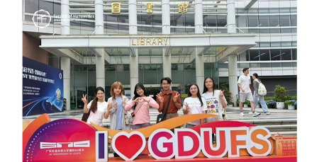 ขอแสดงความยินดีกับนิสิต คณะมนุษยศาสตร์ มศว